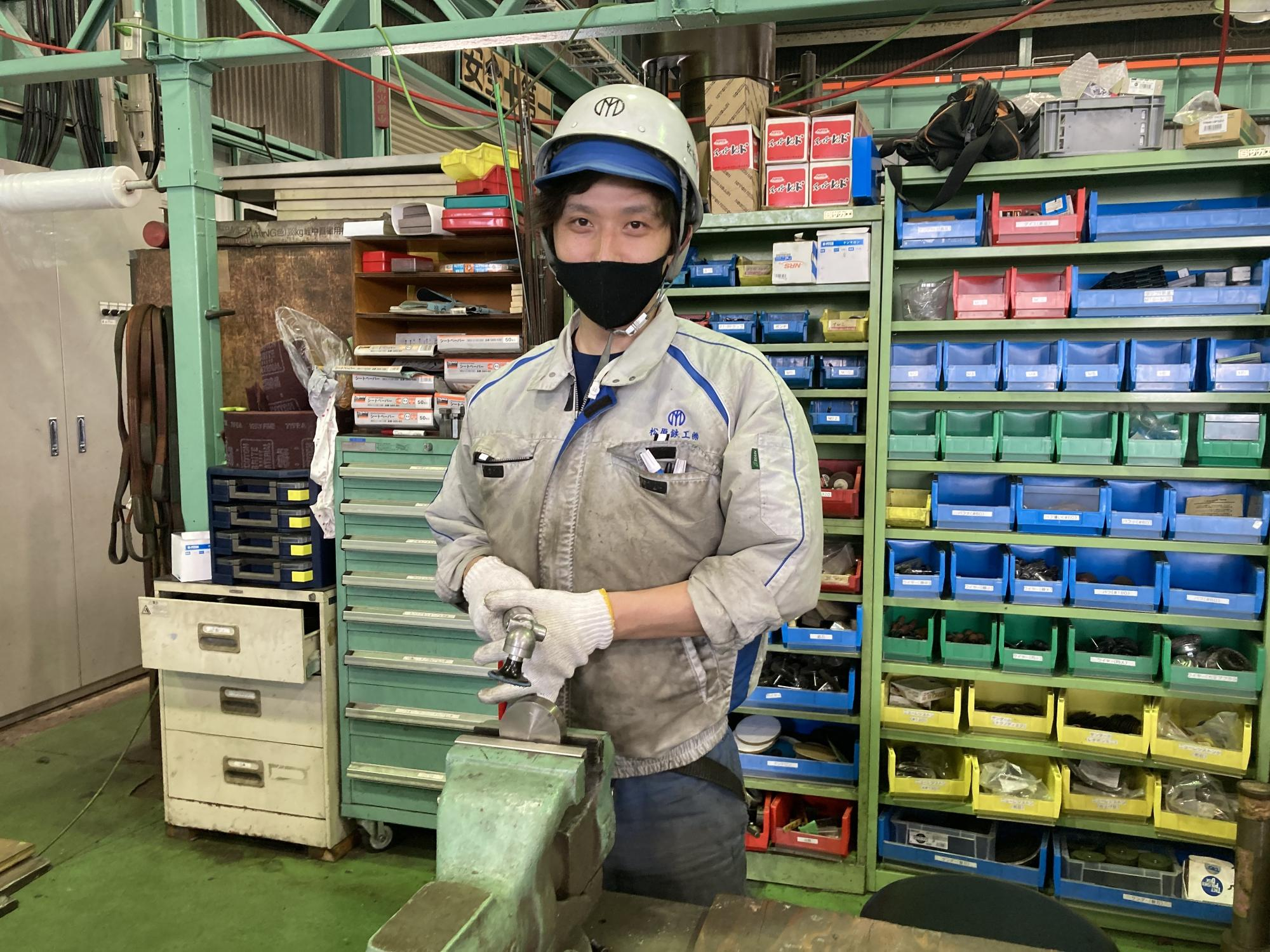 ＼＼ 5期連続5.0か月以上賞与付与!! ／／
初心者OK！特別なスキルは必要なし！学歴不問！
社員を大切にする会社なので定着率が高い〇
世代交代を図るため次世代を担う人材を募集！
2025年夏の賞与は2.2か月分！2025年冬の賞与3.2か月分 !
完全週休二日制！福利厚生充実