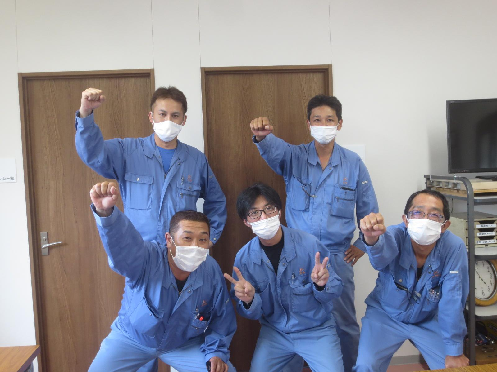 ＼ 限定2名募集！30代～40代男性活躍中 ／
経験資格不要！スキルゼロからはじめる製造ワーク！
福利厚生や手当が充実した優良企業！
働きやすい環境で長期にわたり活躍できます！