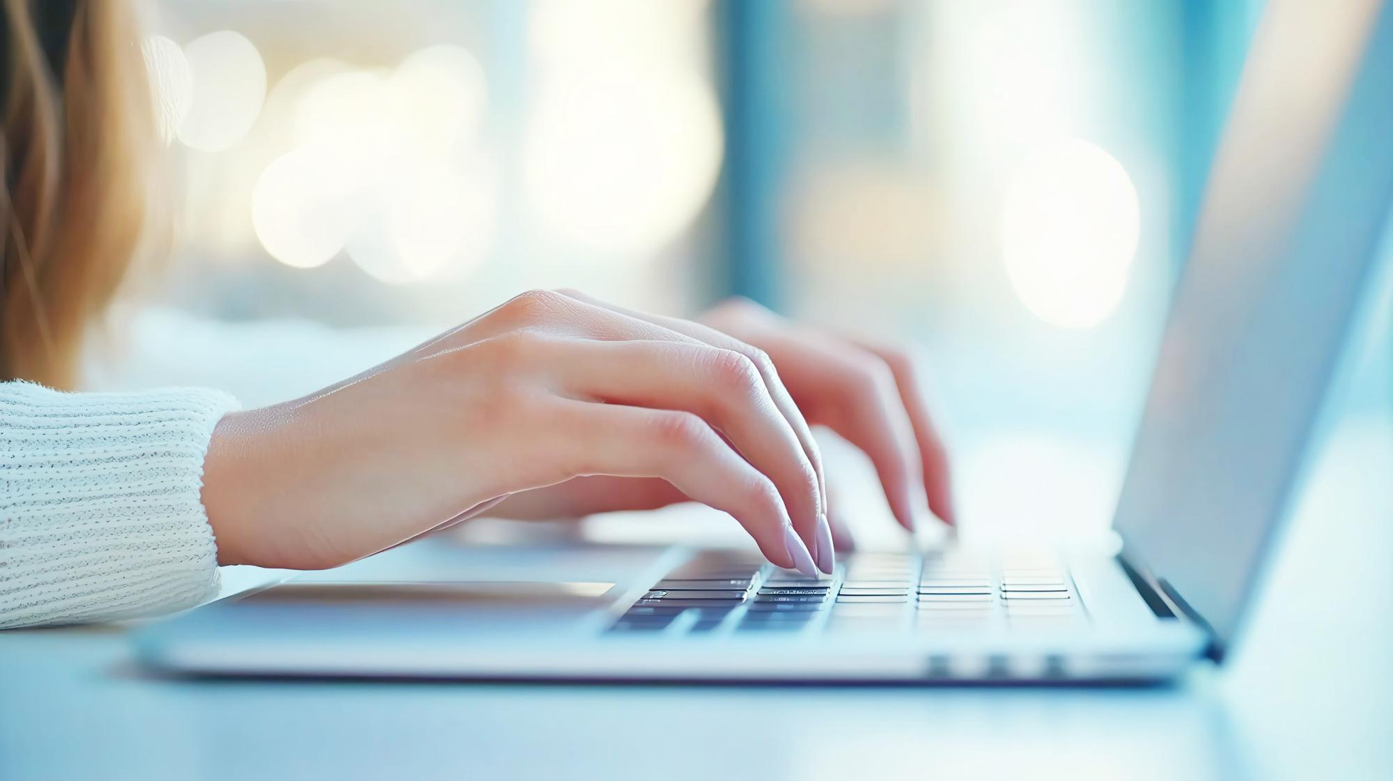 ✧2025年7月OPEN・新倉庫で事務スタッフ✧
未経験スタート大歓迎！安心の教育体制あり◎
ピカピカキレイな環境で長く安定就業が可能！
座り仕事やデスクワークをお探しの方にオススメ