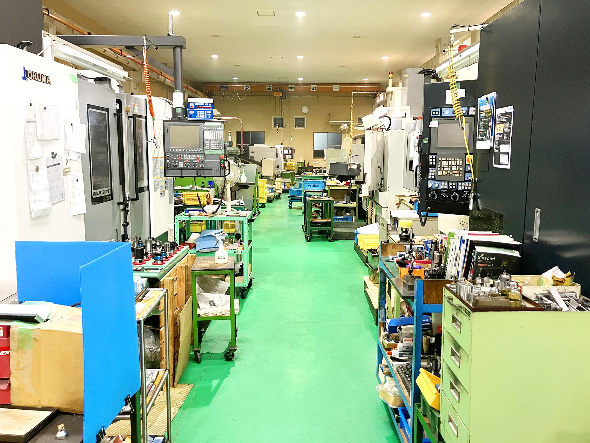 ＼ NC旋盤やMC経験者を限定募集 ／
年収500万円可!! マザック・モリなどの設備20台完備!!
1/100mmの精密加工をプログラム作成からお任せします
技術を正当評価し「入社時から月給10万円UP」の実績あり
技術者が主役の面白い仕事ができる職場です